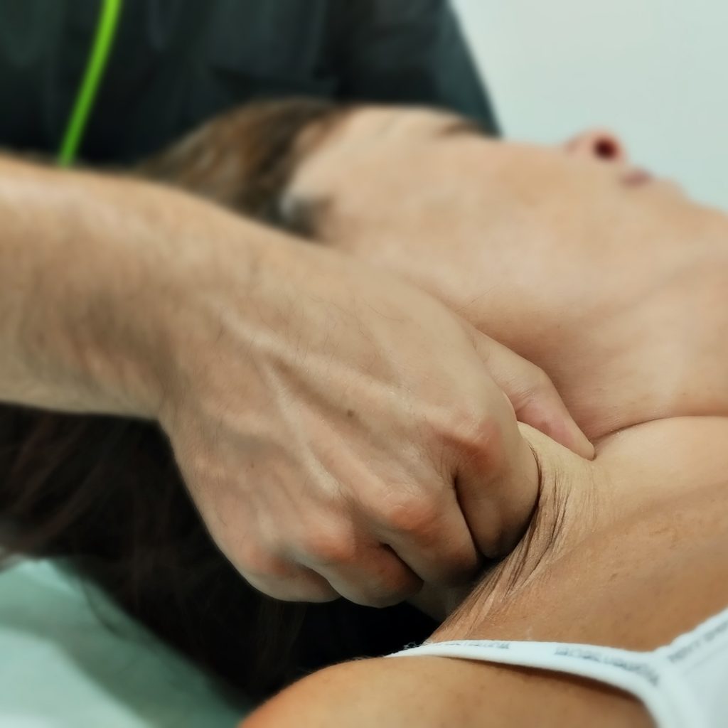 cervicalgia por malas posturas